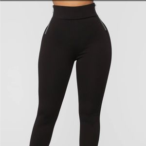 FASHION NOVA HIGH WAIST LEGGINGS XS